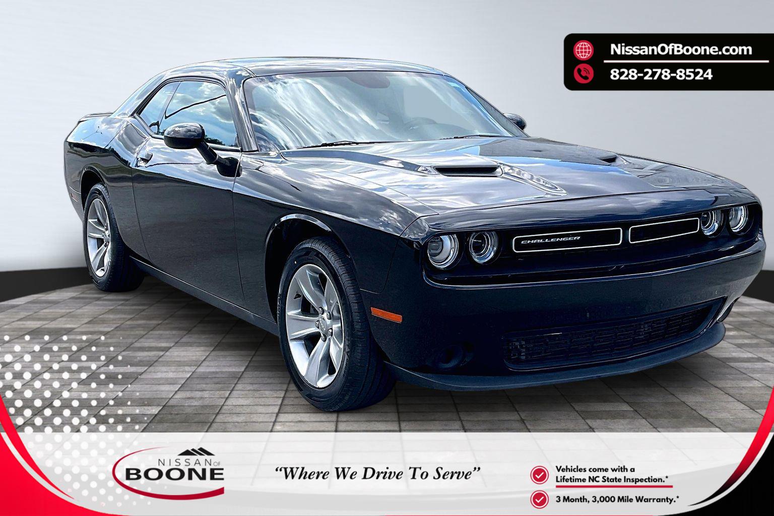 Pitch Black Clearcoat 2021 Dodge Challenger Coupe Rear-Wheel Drive 8-Speed Automatic