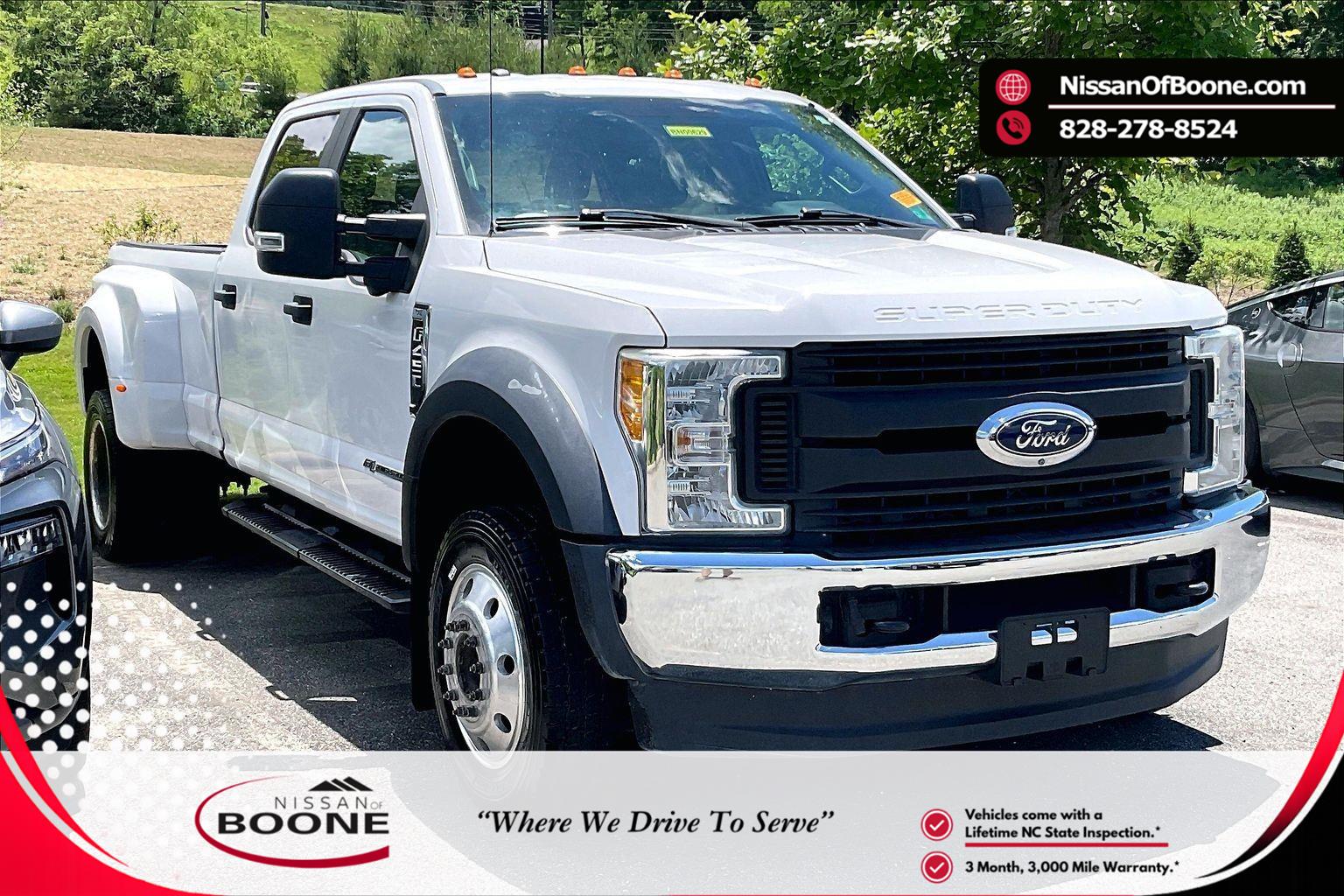 Oxford White 2017 Ford F-450 Super Duty Pickup Truck Four-Wheel Drive 6-Speed Automatic