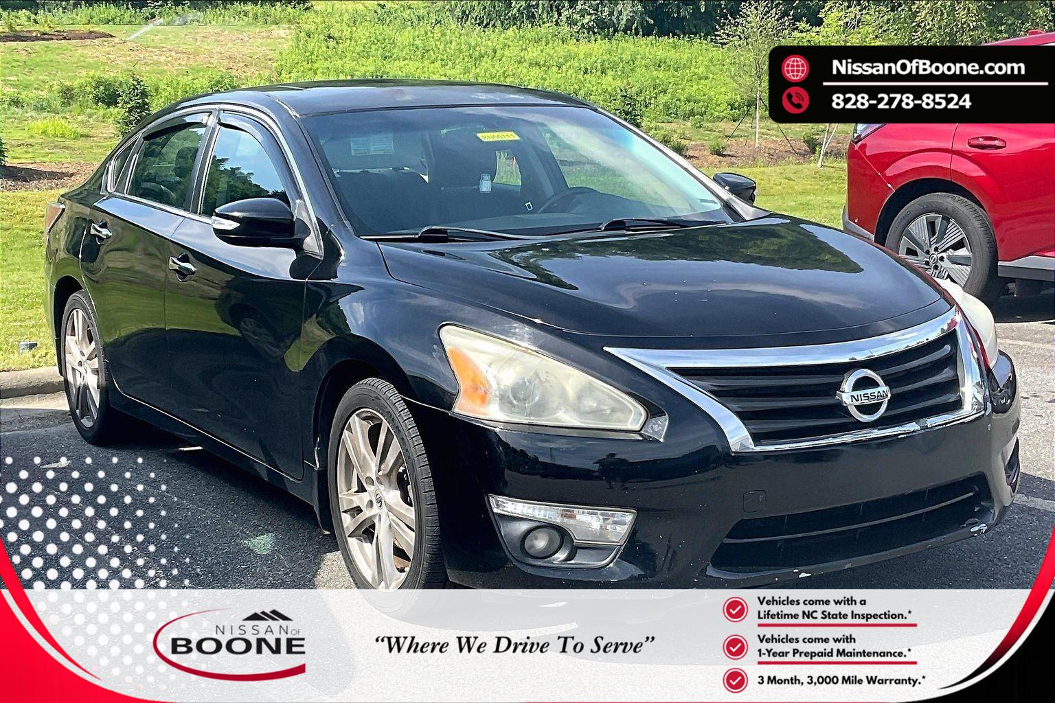 Super Black 2014 Nissan Altima Sedan Front-Wheel Drive Continuously Variable Transmission
