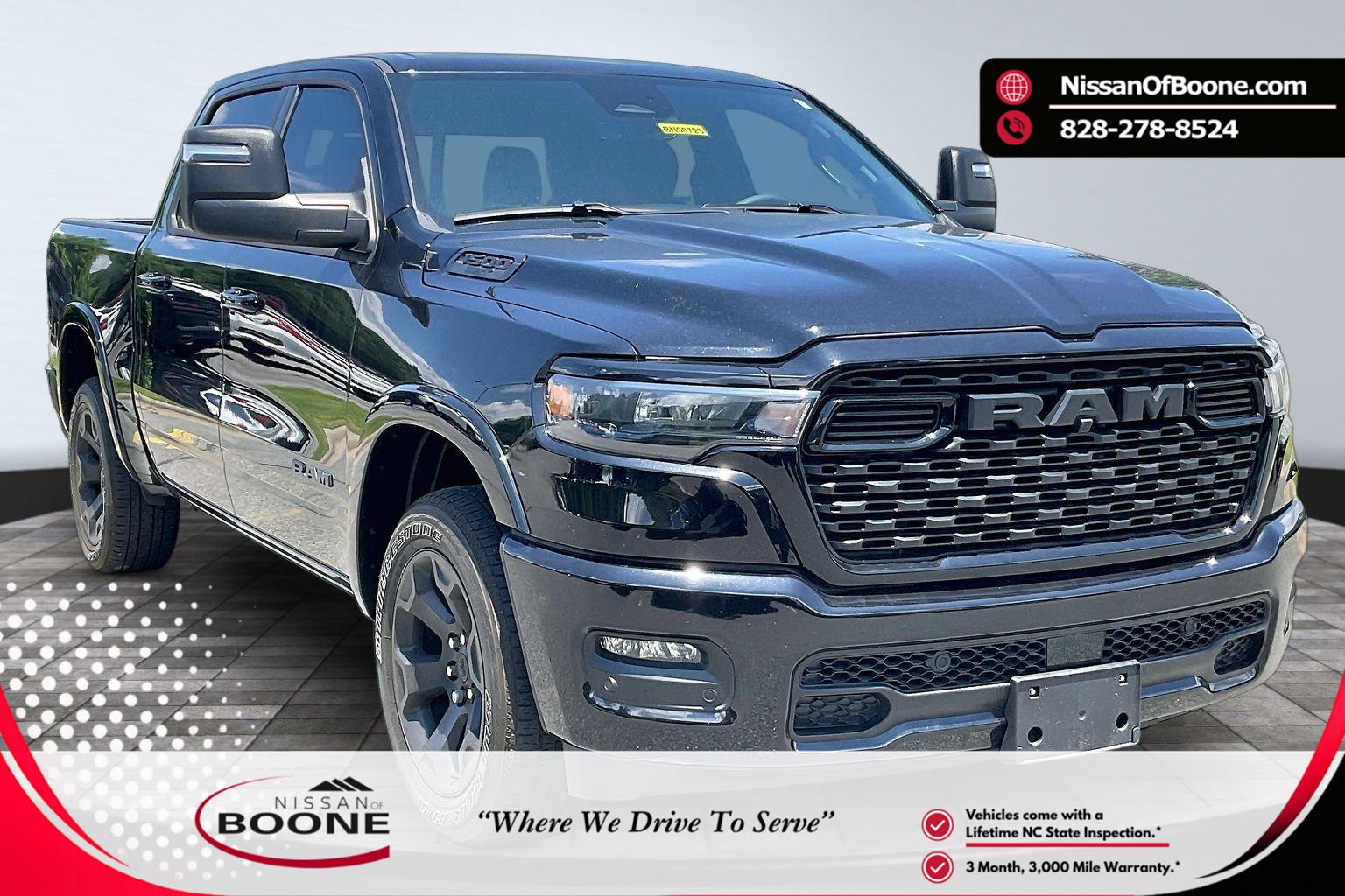 Diamond Black Crystal Pearlcoat 2025 RAM 1500 Pickup Truck Four-Wheel Drive 8-Speed Automatic