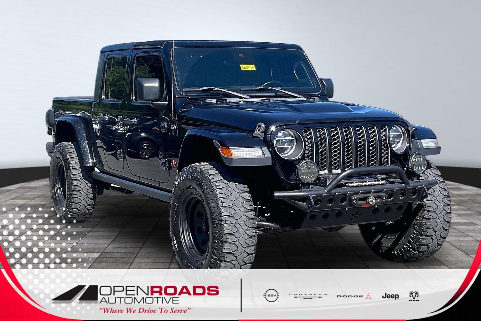 Black Clearcoat 2020 Jeep Gladiator Pickup Truck Four-Wheel Drive 8-Speed Automatic