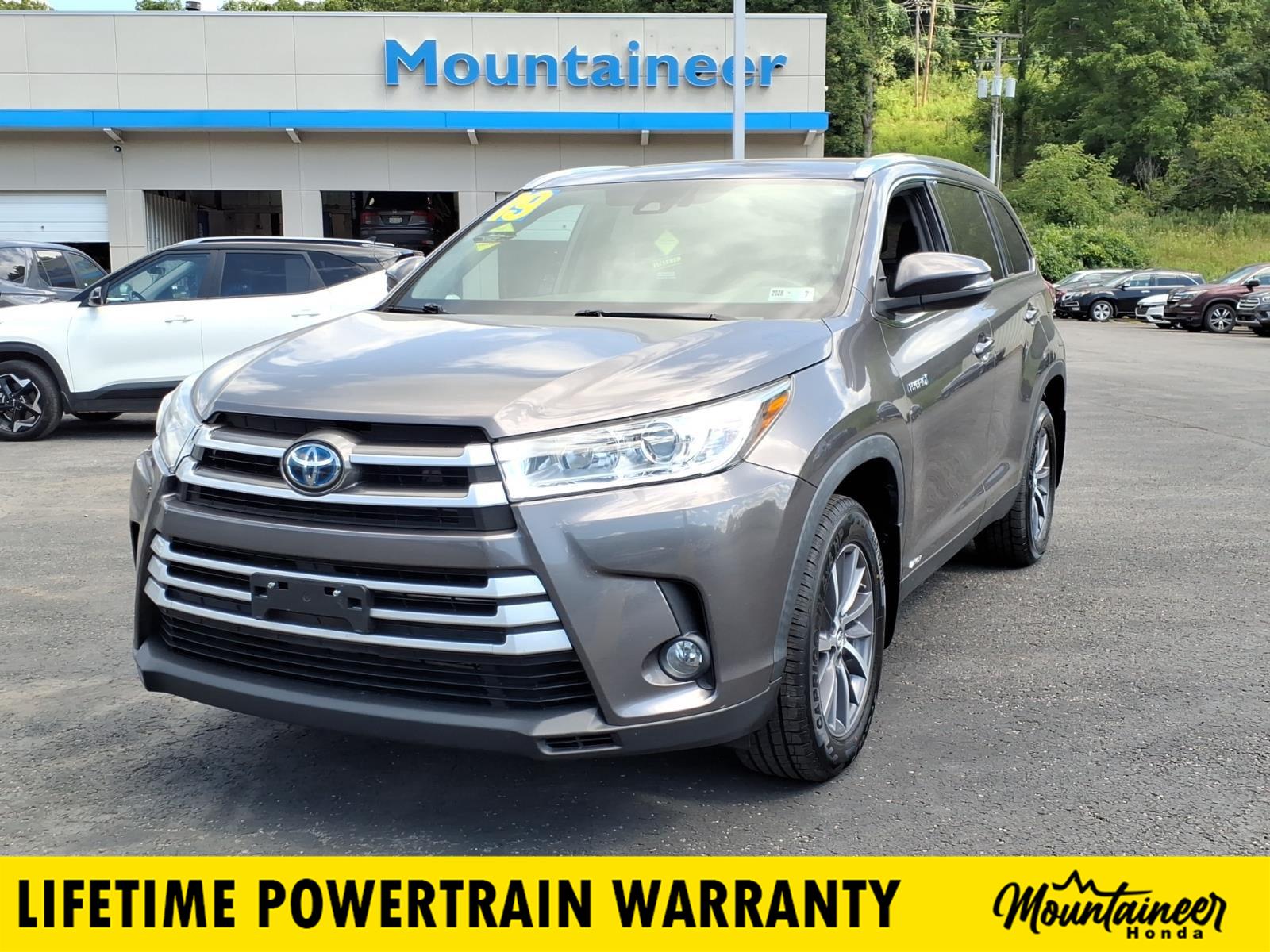 2019 Toyota Highlander Hybrid XLE AWD