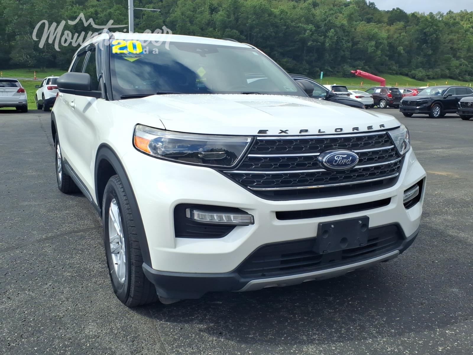  2020 Ford Explorer XLT AWD   
