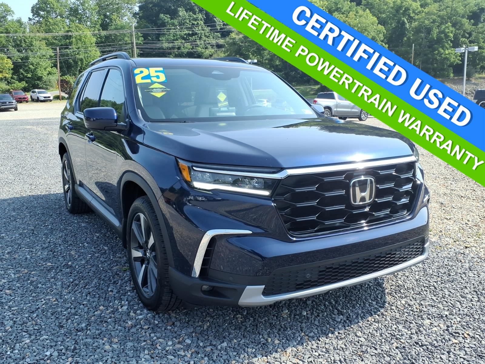 Black (Obsidian Blue Pearl) 2025 Honda Pilot SUV / Crossover All-Wheel Drive Automatic