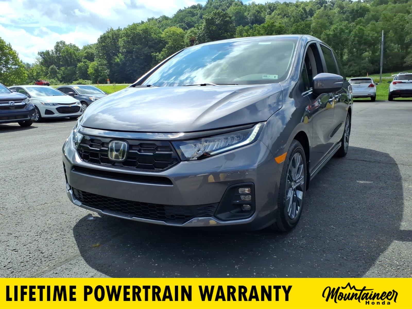 Gray (Modern Steel Metallic) 2026 Honda Odyssey Minivan Front-Wheel Drive Automatic
