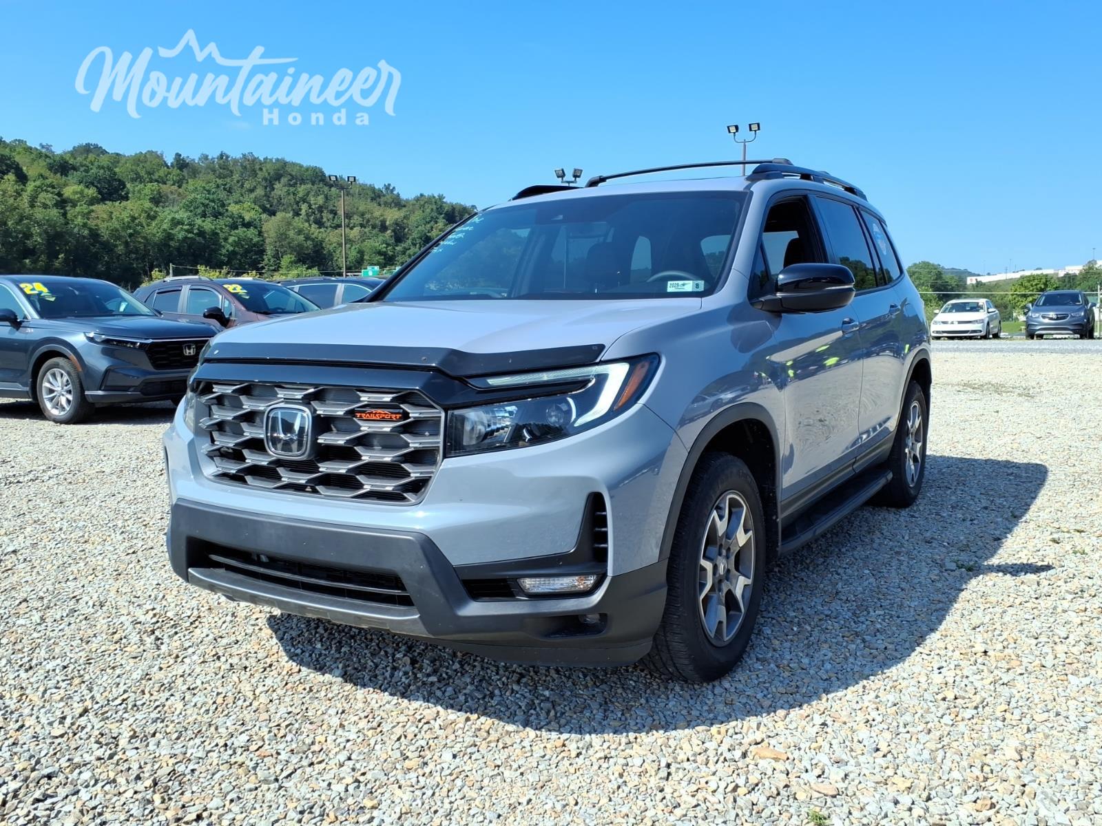 Sonic Gray Pearl 2022 Honda Passport SUV / Crossover All-Wheel Drive 9-Speed Automatic