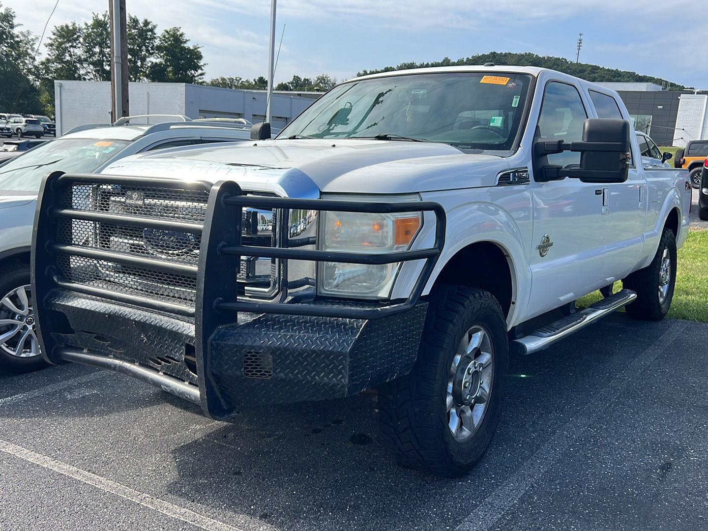 2015 Ford F-250 Super Duty Lariat Crew Cab 4WD