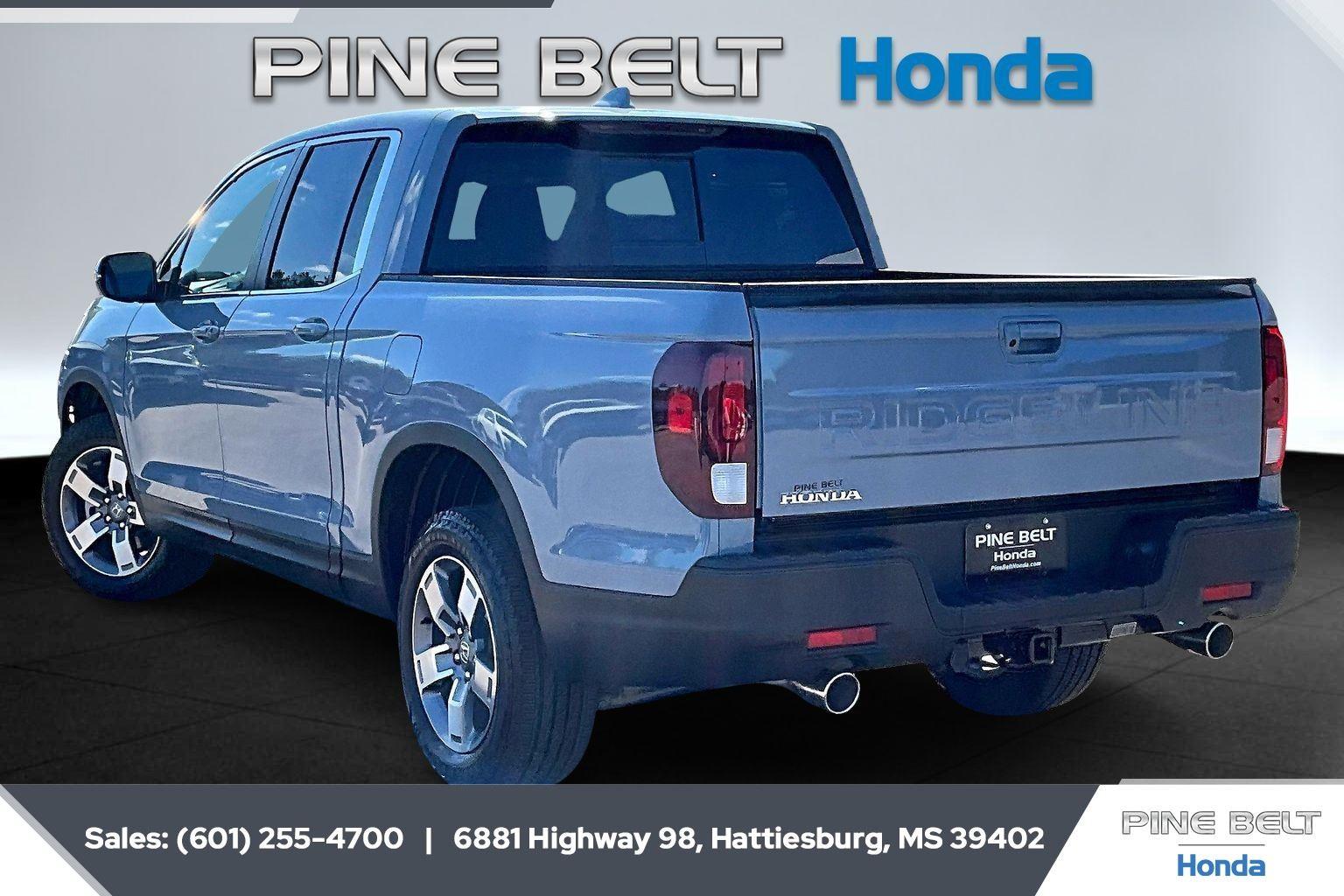 View vehicle photo 3
