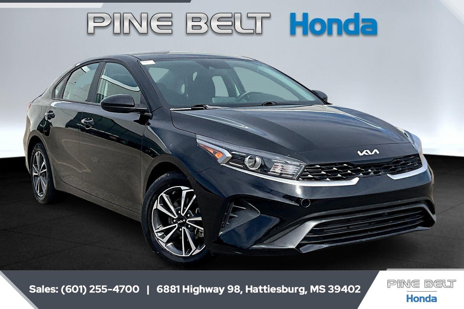 2024 Kia Forte LXS FWD