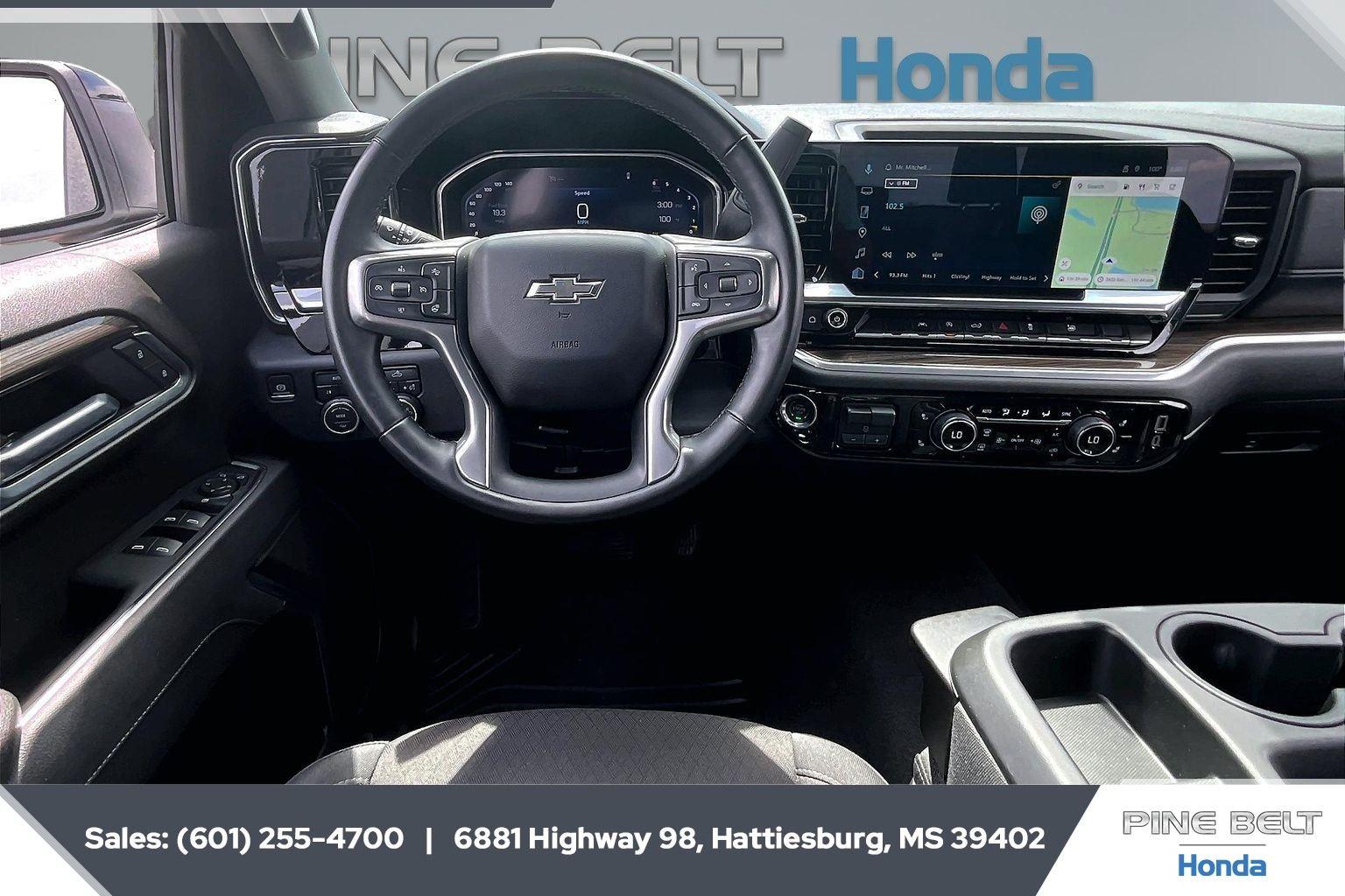 View vehicle photo 5
