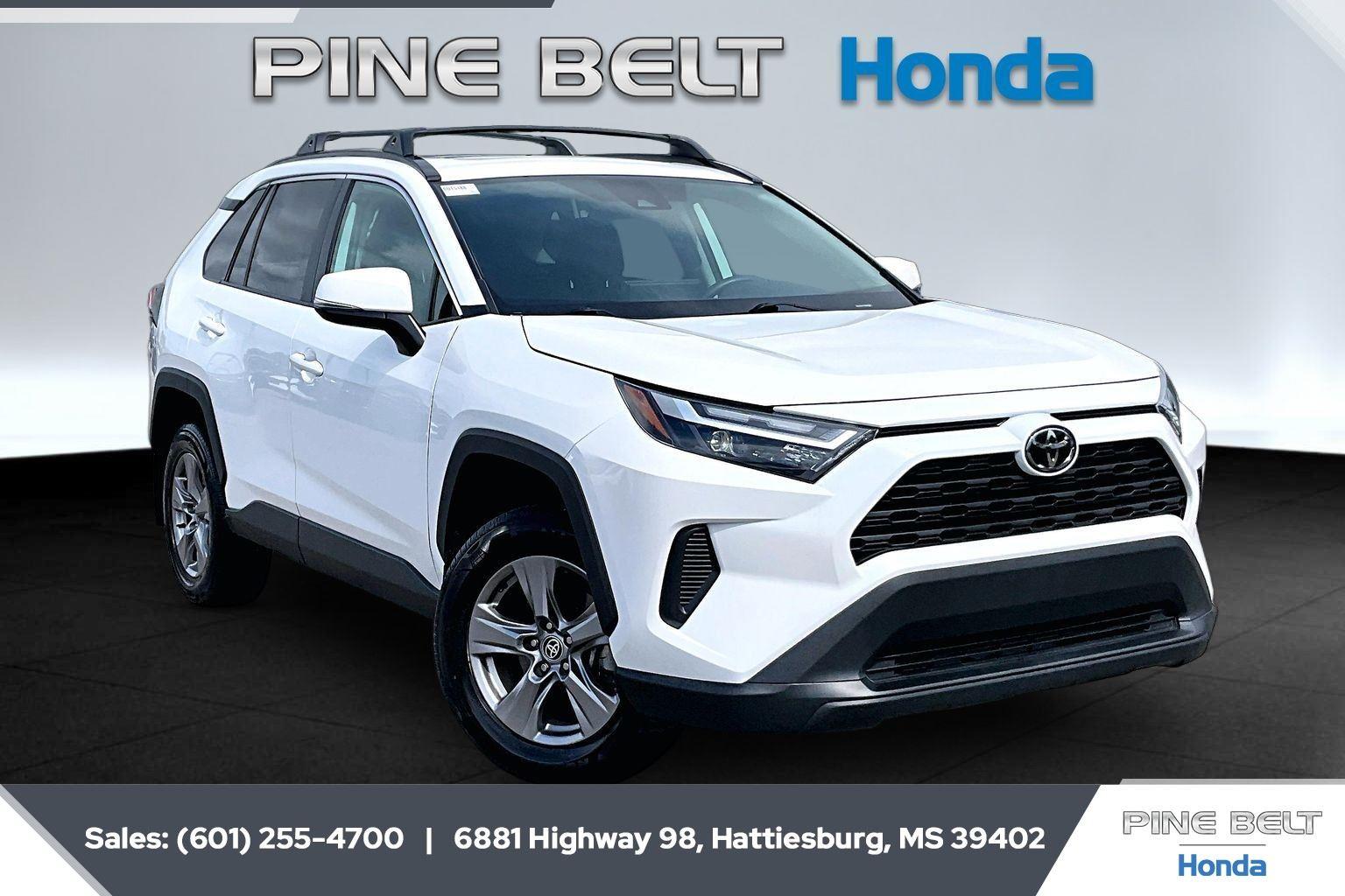 Ice Cap 2024 Toyota RAV4 XLE FWD SUV / Crossover Front-Wheel Drive 8-Speed Automatic