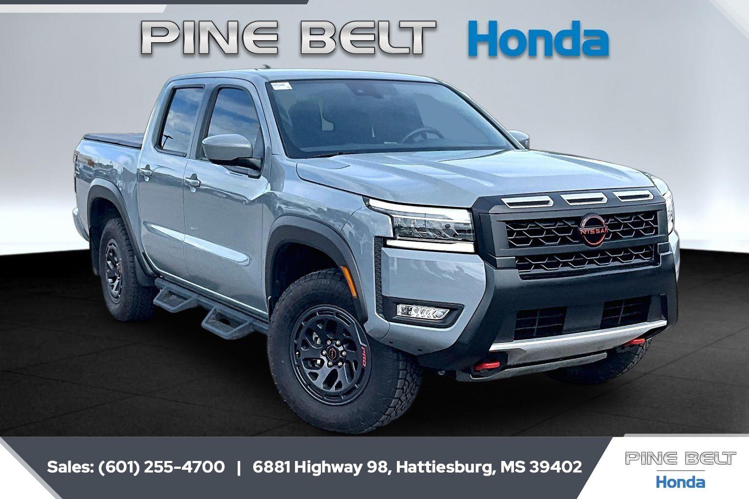 Super Black 2025 Nissan Frontier Pickup Truck Four-Wheel Drive Automatic
