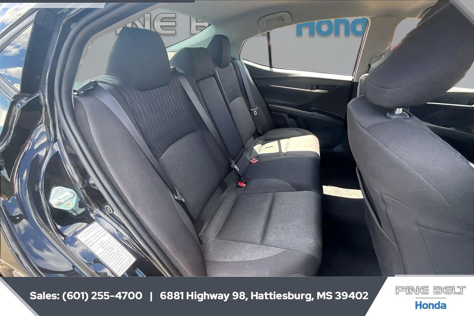 Used 2025 Midnight Black Metallic Toyota LE image 20
