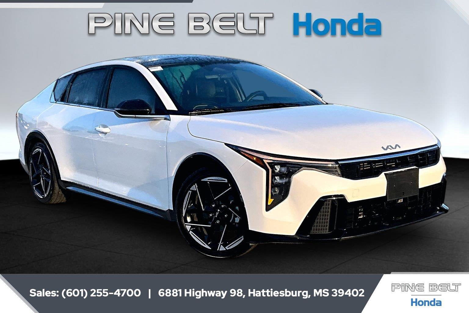 2025 Kia K4 Blanco (Snow White Pearl) Sedán Tracción delantera Transmisión variable continua