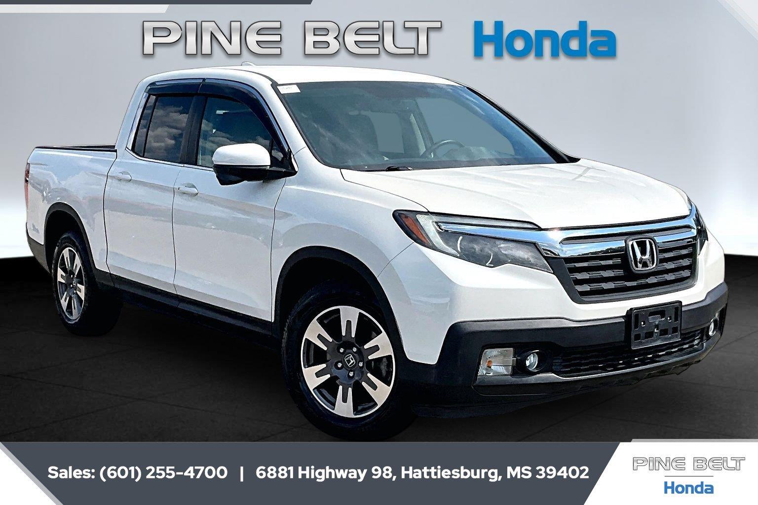 White Diamond Pearl 2017 Honda Ridgeline Pickup Truck Front-Wheel Drive Automatic
