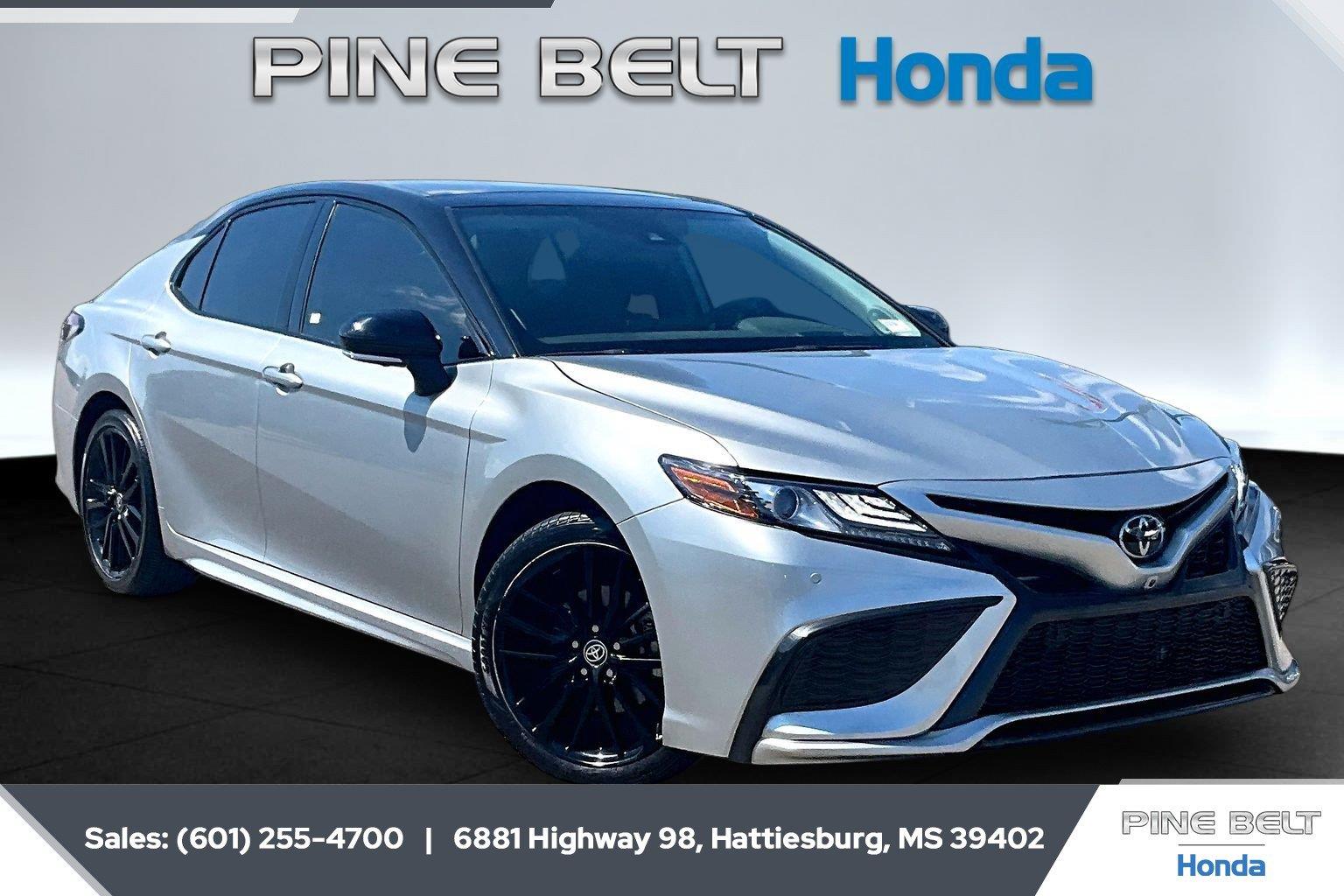 Celestial Silver Metallic/Midnight Black Metallic 2023 Toyota Camry Sedan Front-Wheel Drive Automatic