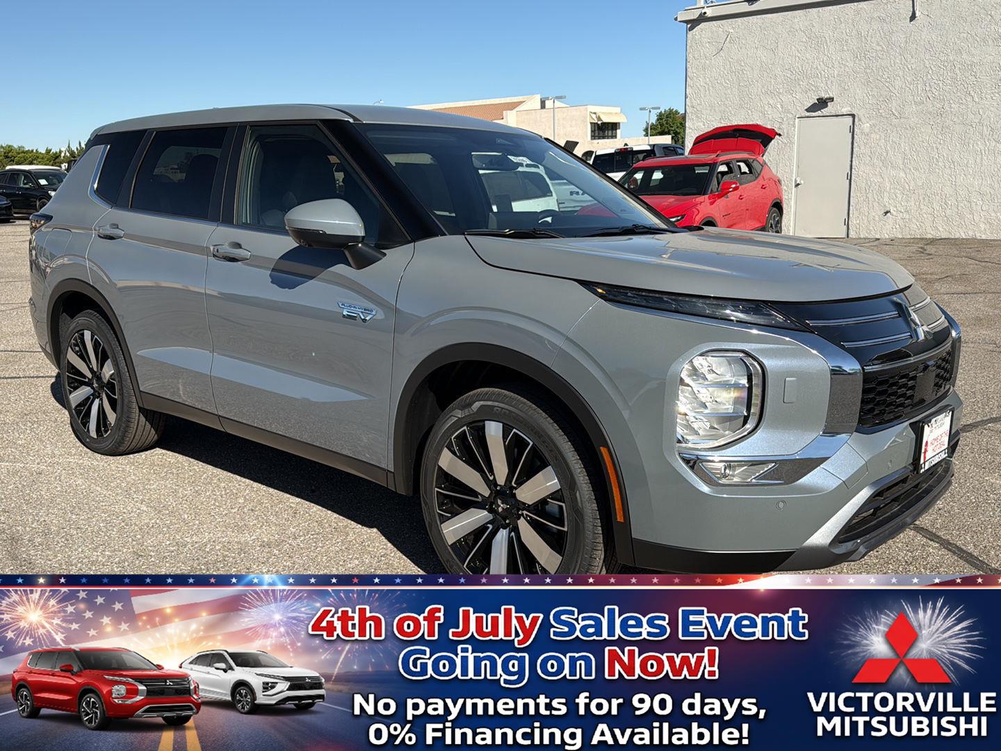 Moonstone Gray Metallic 2026 Mitsubishi Outlander Hybrid Plug-in SUV / Crossover All-Wheel Drive Automatic