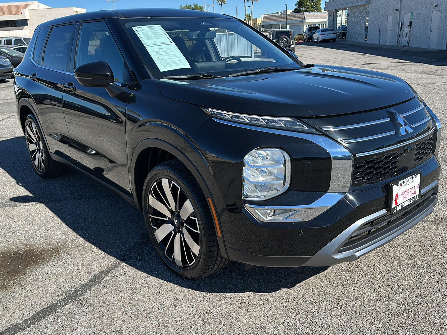 Black Diamond 2025 Mitsubishi Outlander SUV / Crossover Front-Wheel Drive Continuously Variable Transmission