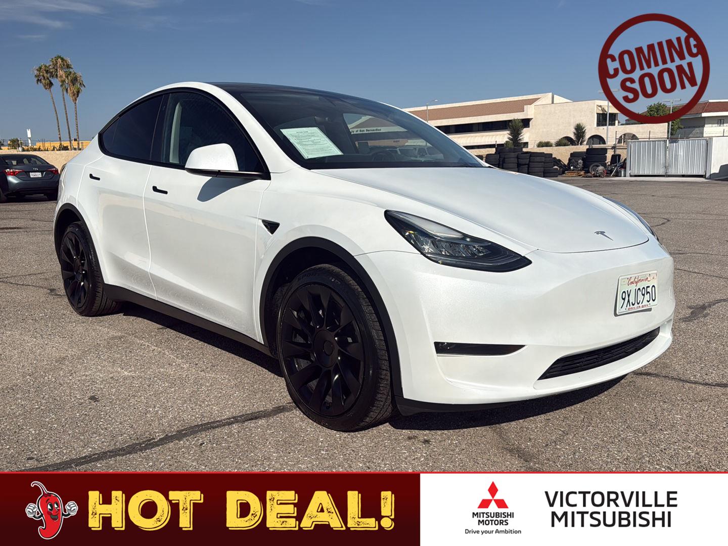 Pearl White Multi-Coat 2023 Tesla Model Y SUV / Crossover All-Wheel Drive Automatic