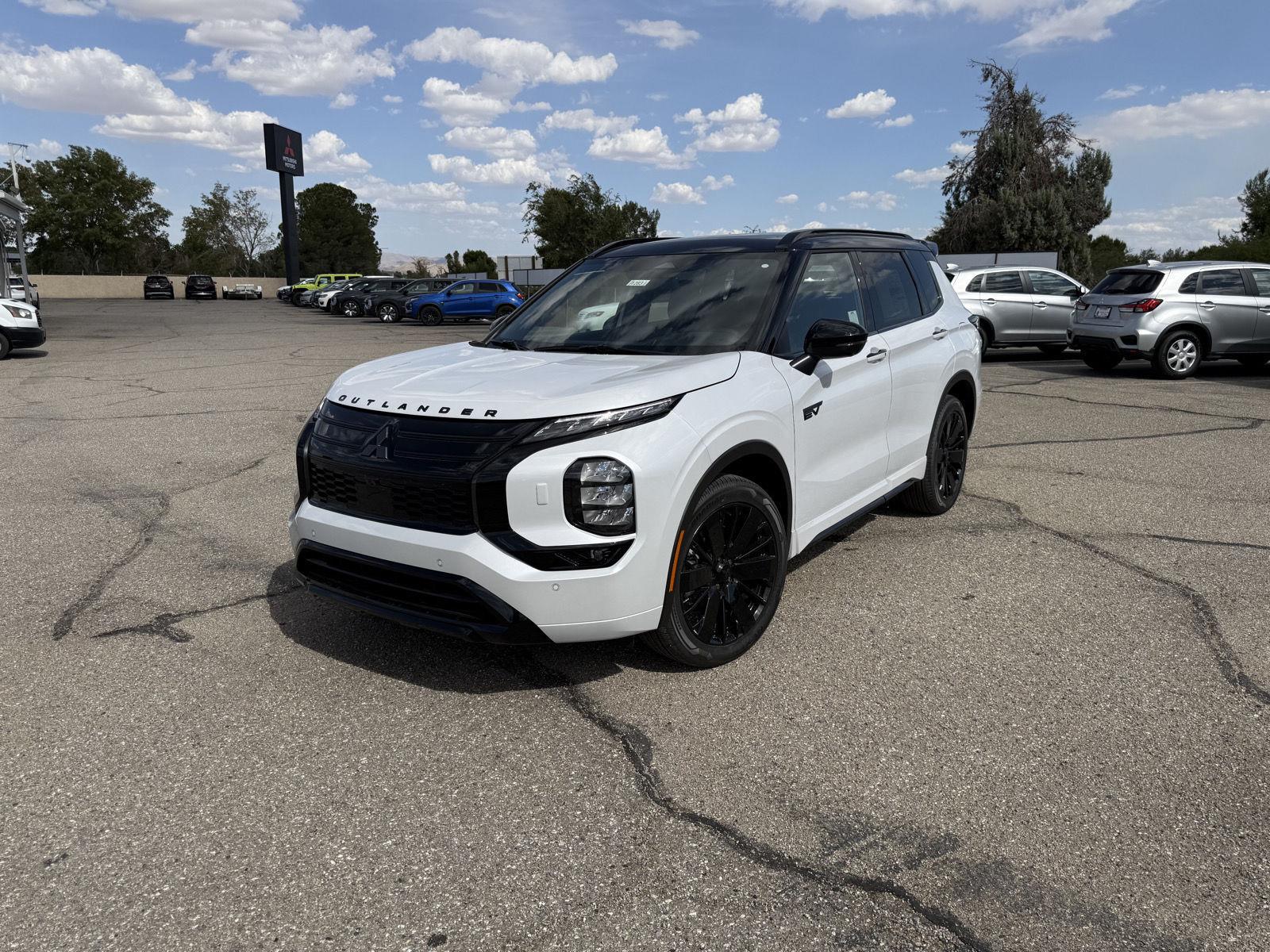 2026 Mitsubishi Outlander PHEV Black Edition