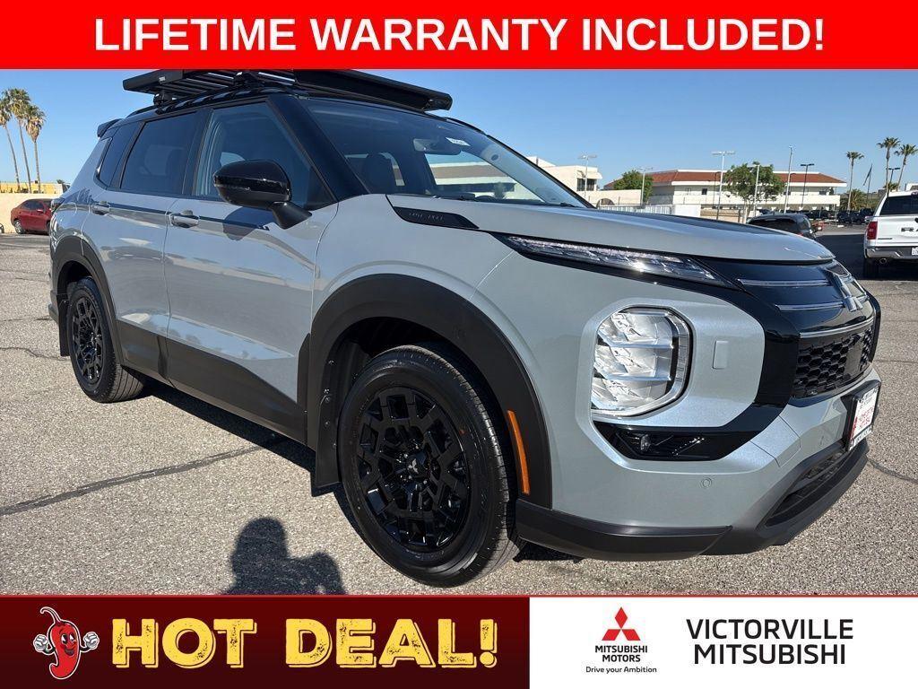 Moonstone Gray Metallic 2026 Mitsubishi Outlander SUV / Crossover All-Wheel Drive Continuously Variable Transmission