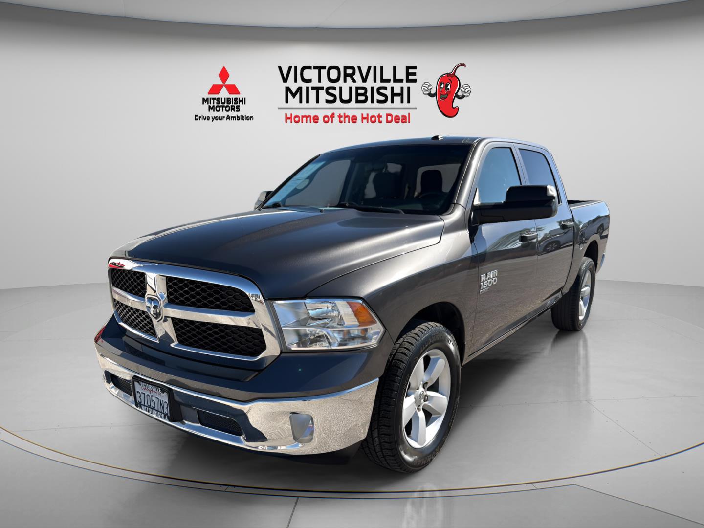 View vehicle photo 3
