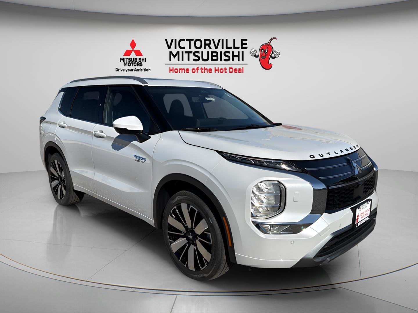 White Diamond 2026 Mitsubishi Outlander Hybrid Plug-in SUV / Crossover Automatic