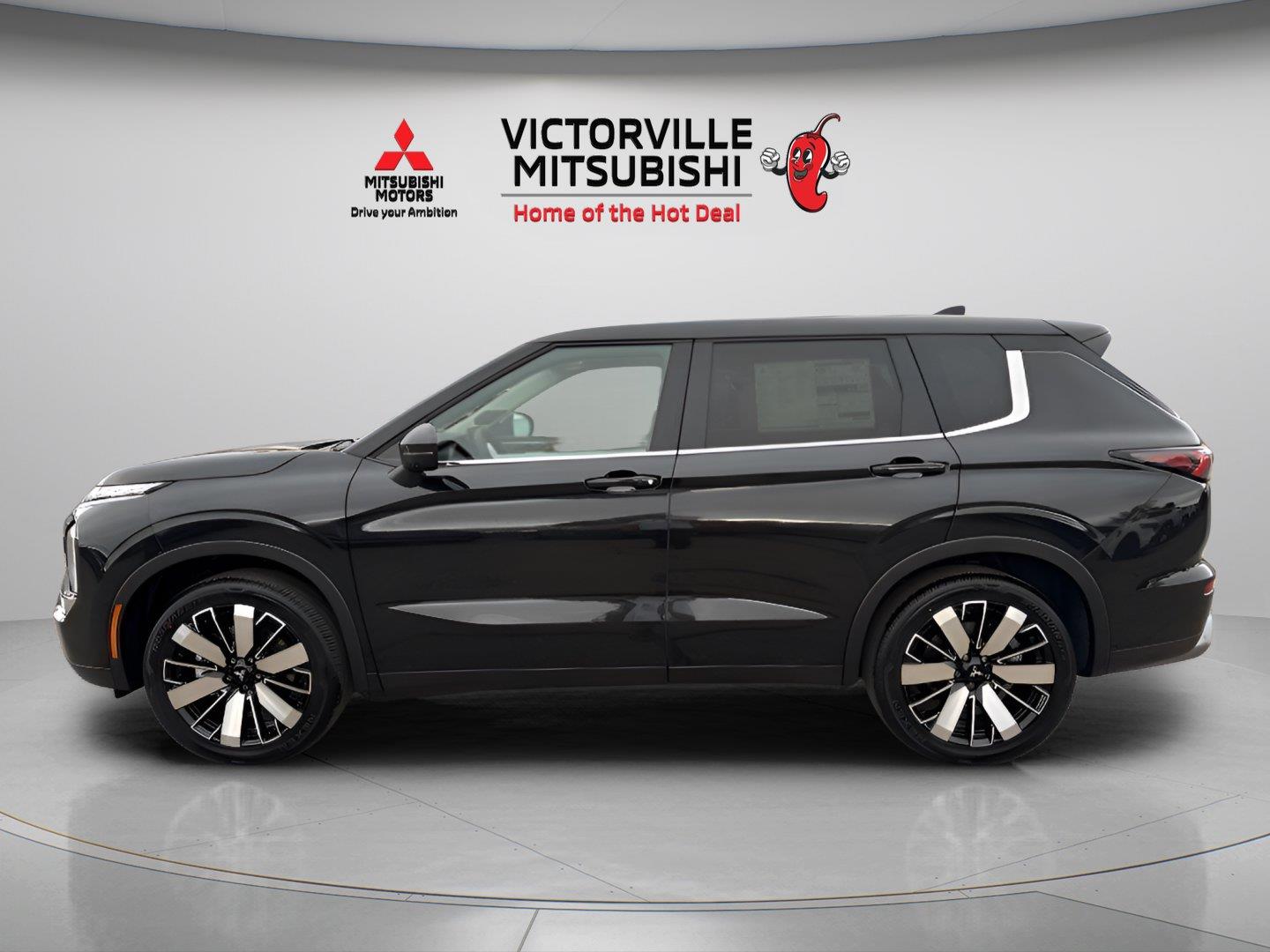 2025 Mitsubishi Outlander SE - Photo 6