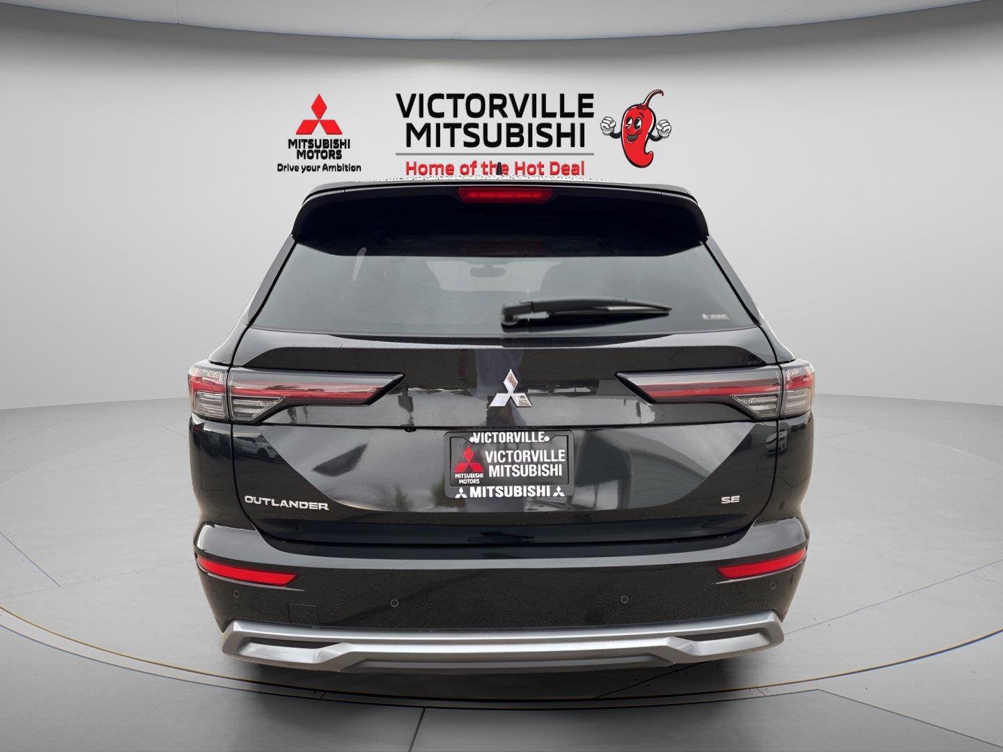 2025 Mitsubishi Outlander SE - Photo 8