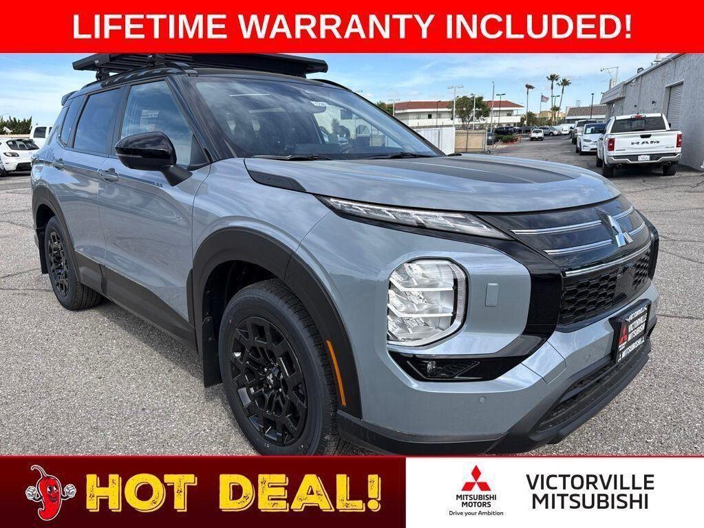 Moonstone Gray Metallic 2026 Mitsubishi Outlander SUV / Crossover All-Wheel Drive Continuously Variable Transmission