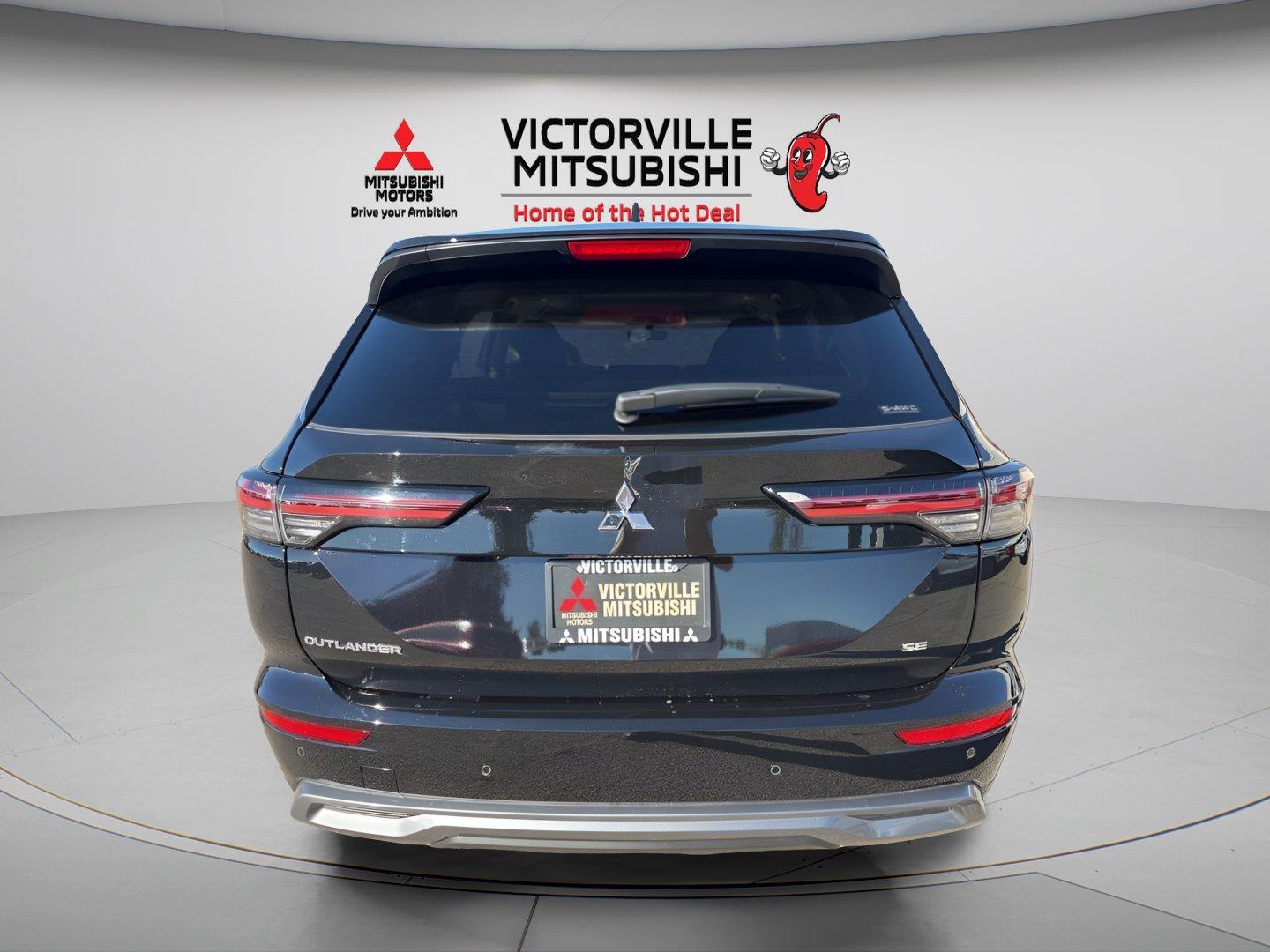 2025 Mitsubishi Outlander SE - Photo 9