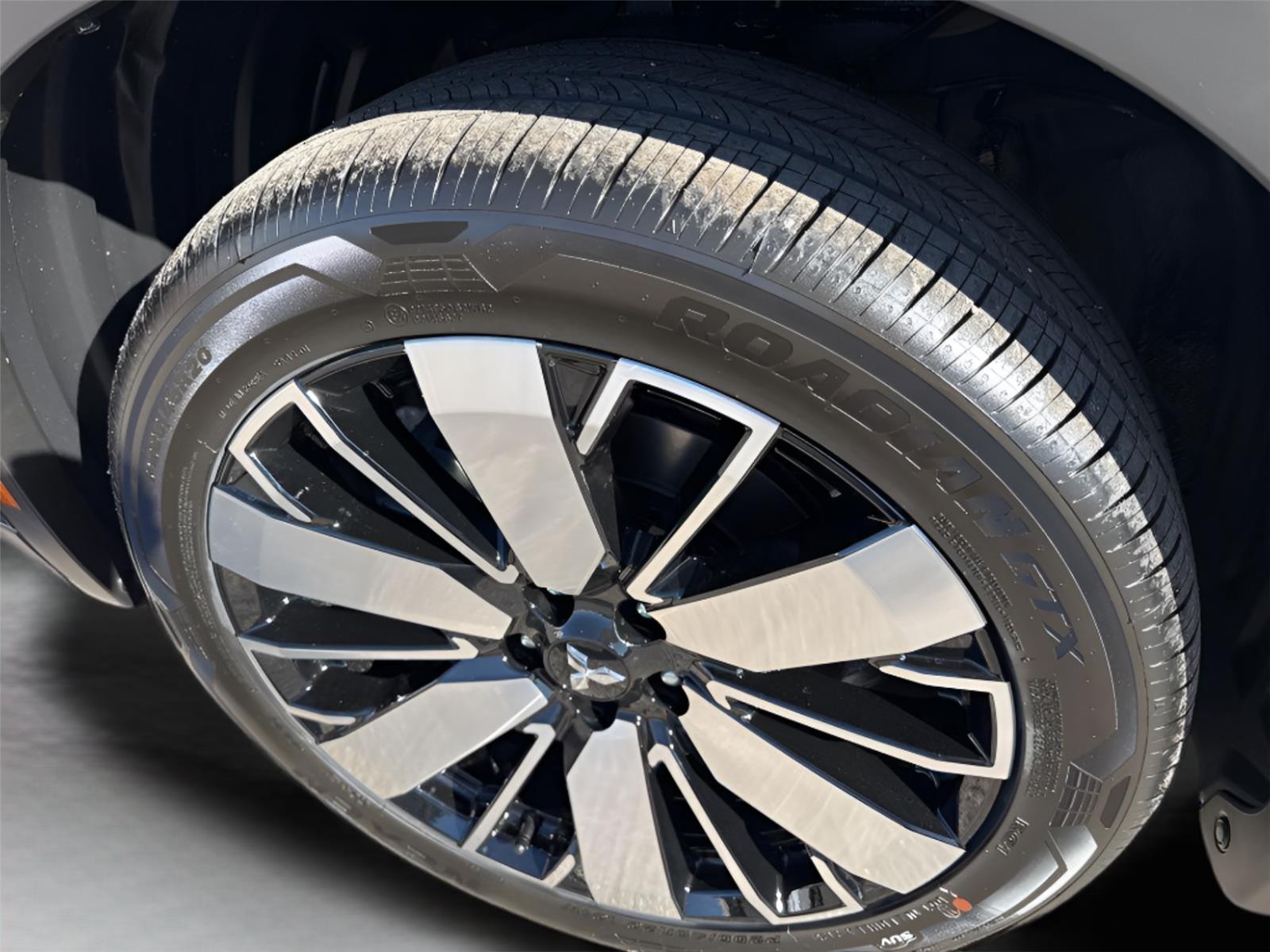 2026 Mitsubishi Outlander SE - Photo 12
