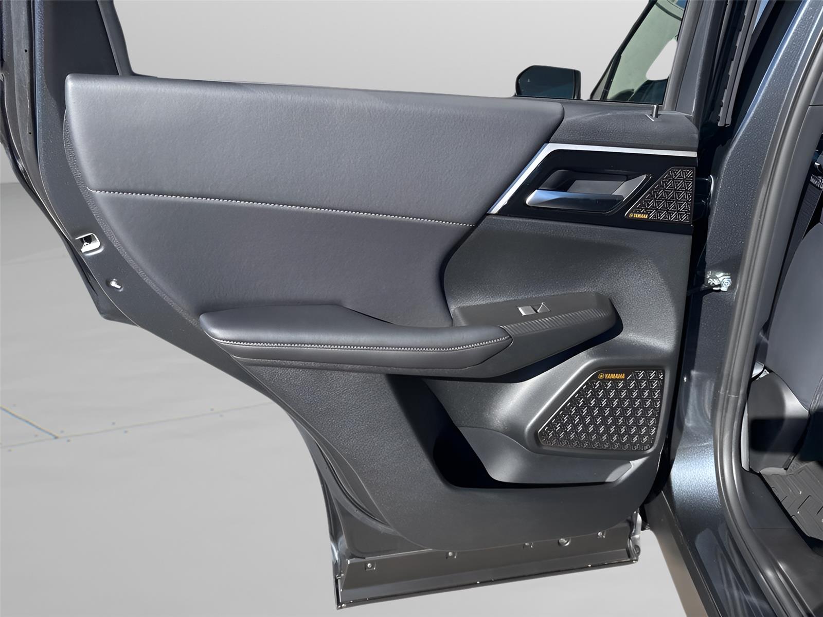 2026 Mitsubishi Outlander SE - Photo 31