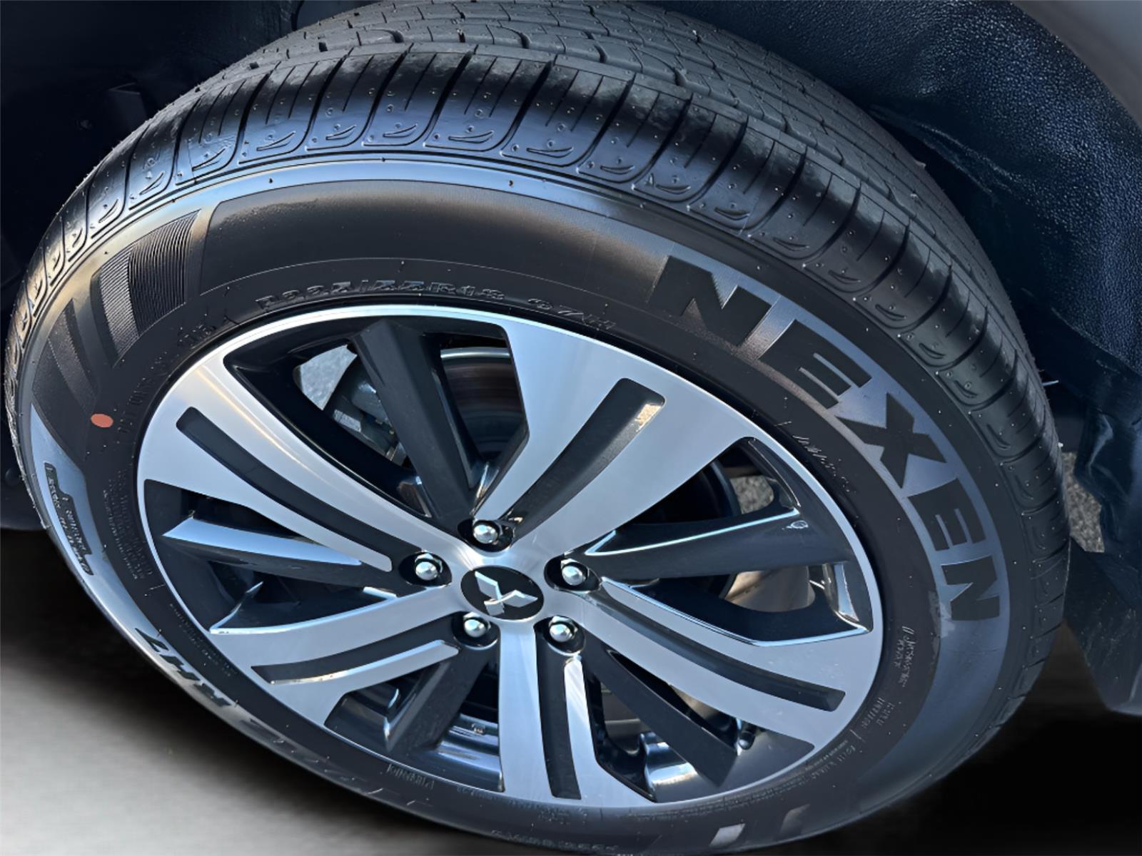 2026 Mitsubishi Outlander Sport SE - Photo 13