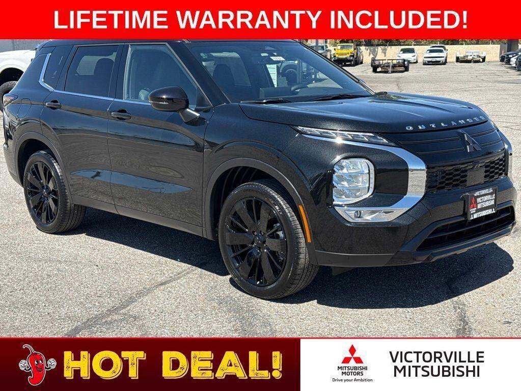 Black Diamond 2026 Mitsubishi Outlander SUV / Crossover Front-Wheel Drive Continuously Variable Transmission