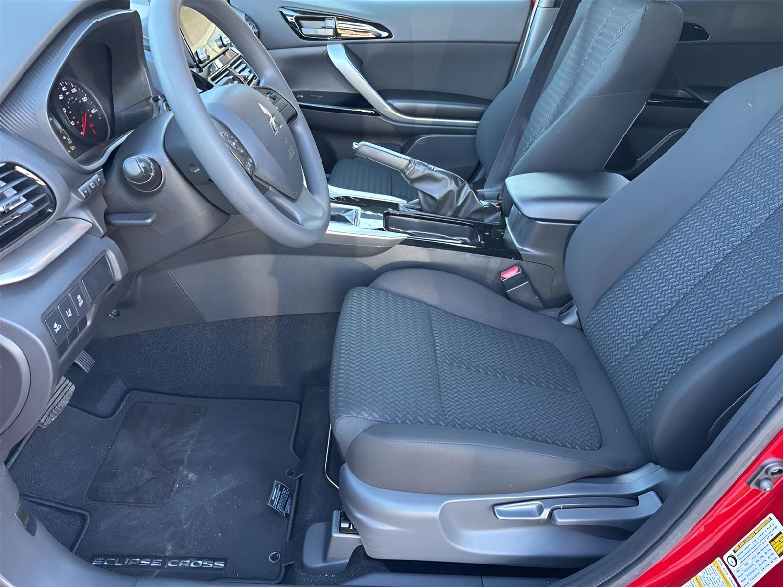 2026 Mitsubishi Eclipse Cross LE - Photo 26