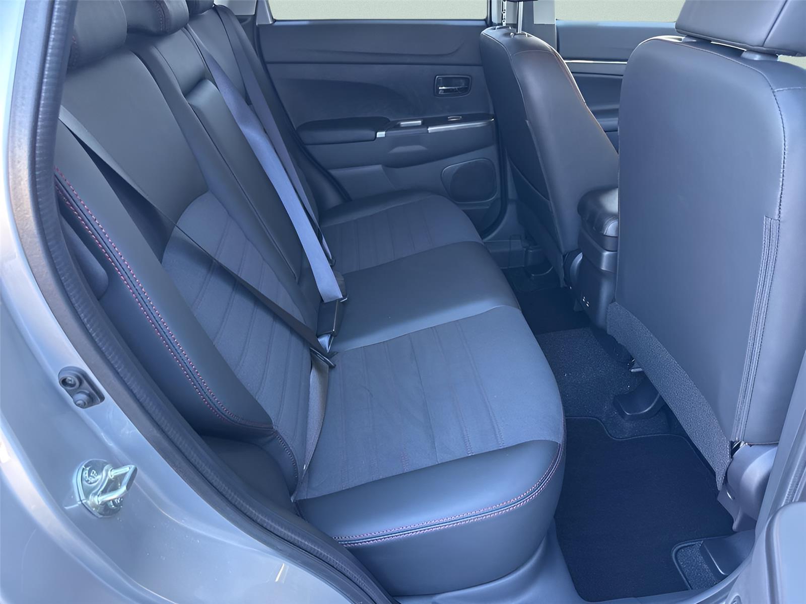 2026 Mitsubishi Outlander Sport SE - Photo 26