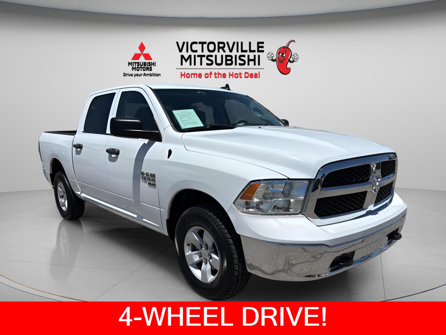 Bright White Clearcoat 2022 RAM 1500 Pickup Truck Four-Wheel Drive 8-Speed Automatic