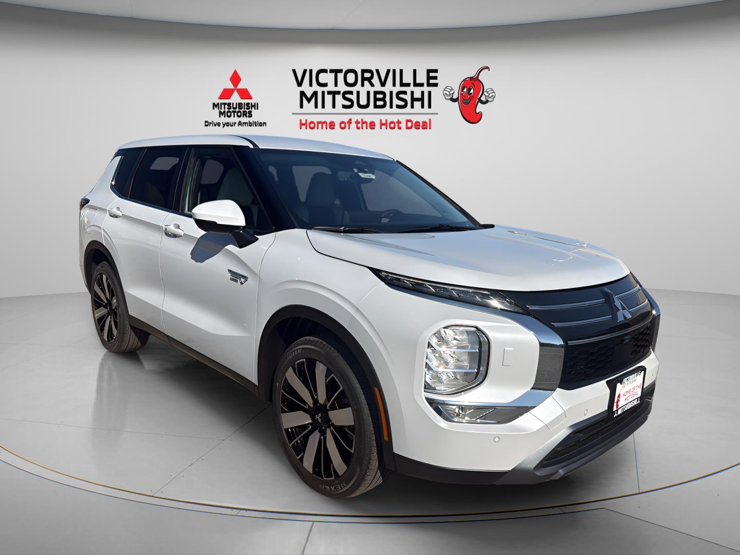 White Diamond 2026 Mitsubishi Outlander Hybrid Plug-in SUV / Crossover All-Wheel Drive Automatic
