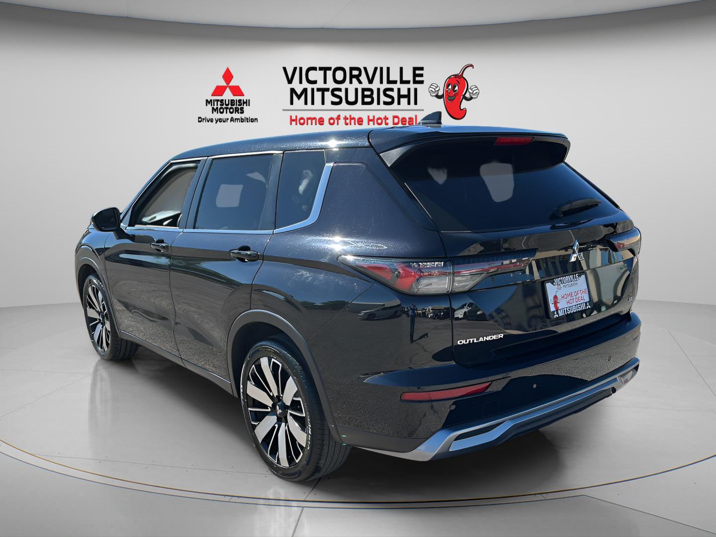 View vehicle photo 5