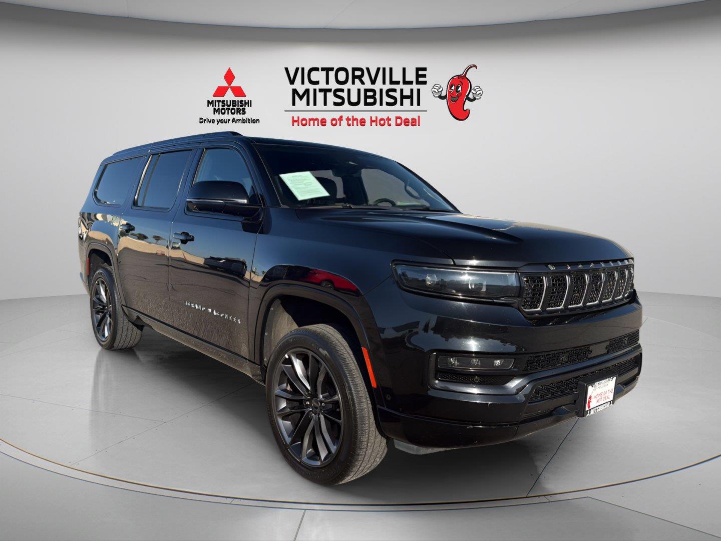 Diamond Black Crystal Pearlcoat 2024 Jeep Grand Wagoneer L SUV / Crossover Four-Wheel Drive 8-Speed Automatic
