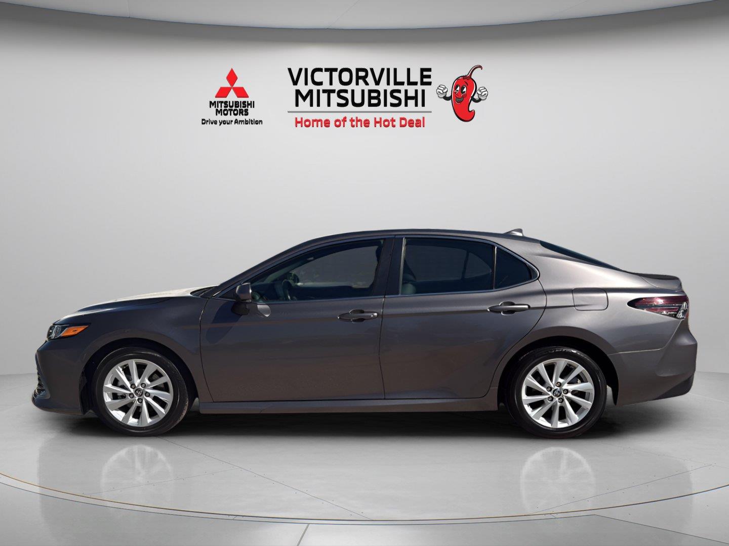 View vehicle photo 4