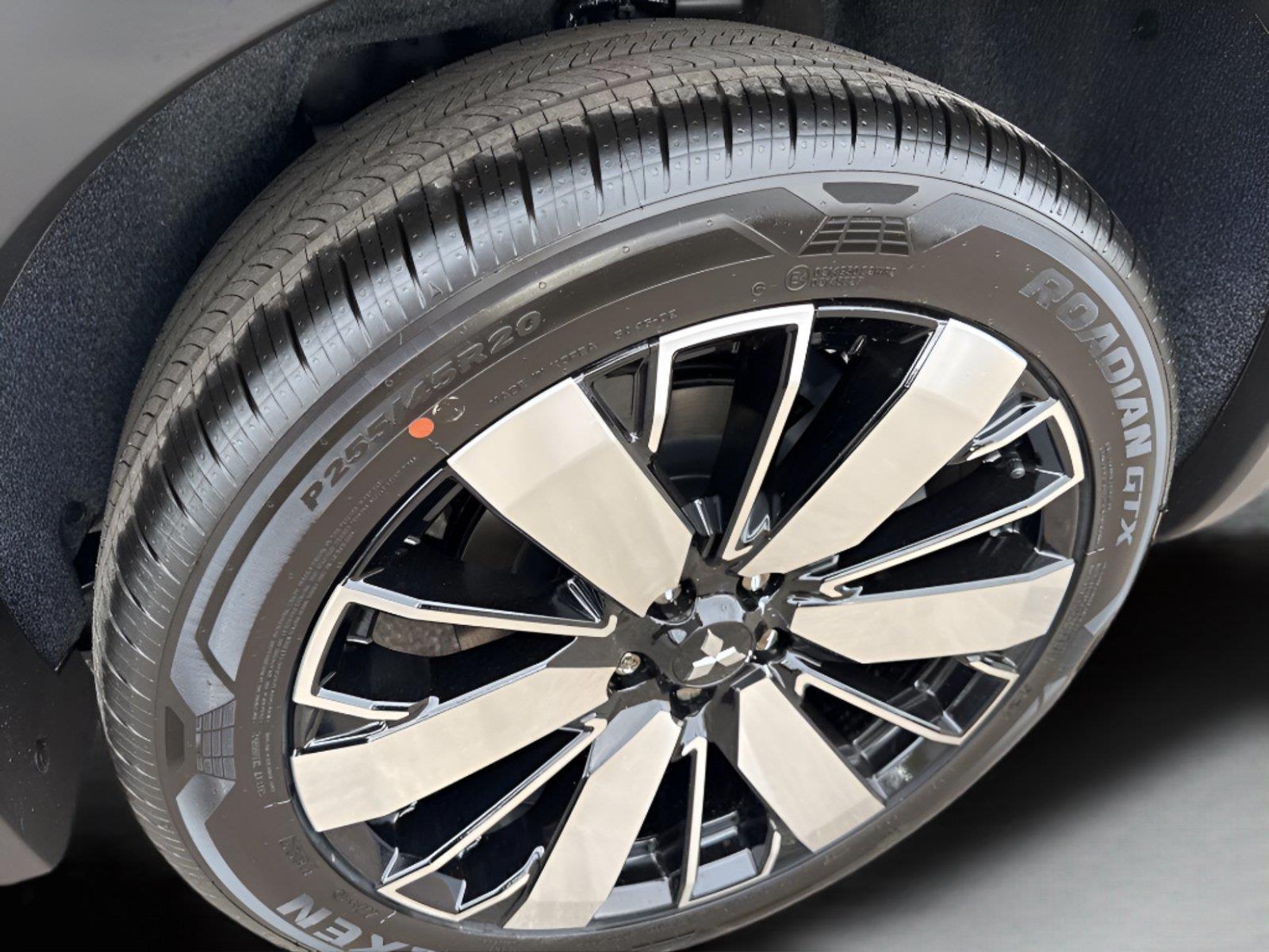 2025 Mitsubishi Outlander SE - Photo 12