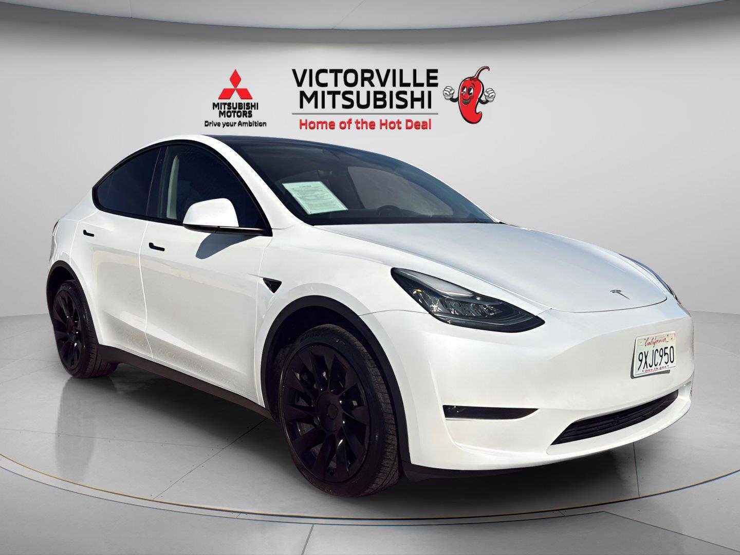 Pearl White Multi-Coat 2023 Tesla Model Y SUV / Crossover All-Wheel Drive Automatic