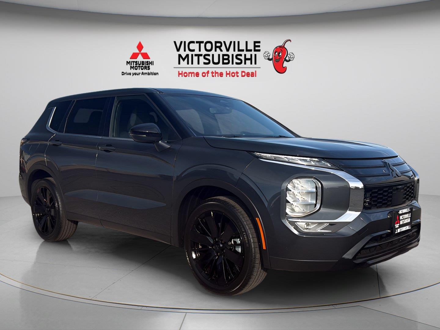 Graphite Gray 2026 Mitsubishi Outlander SUV / Crossover Front-Wheel Drive Continuously Variable Transmission