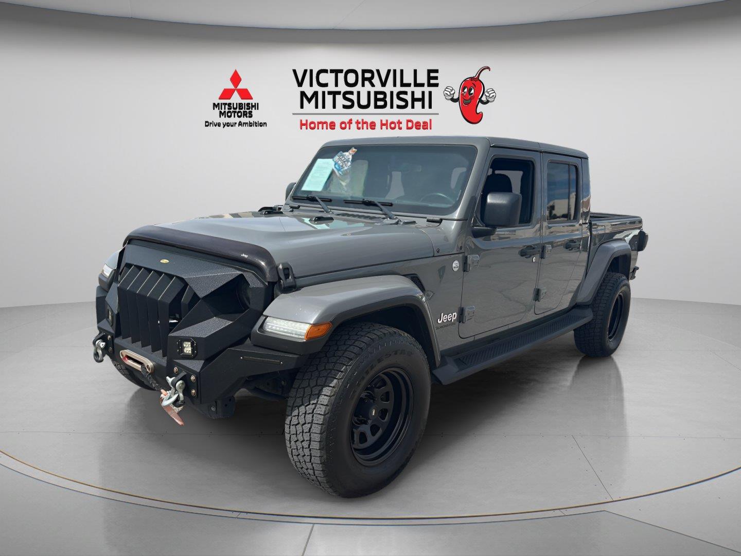 View vehicle photo 3