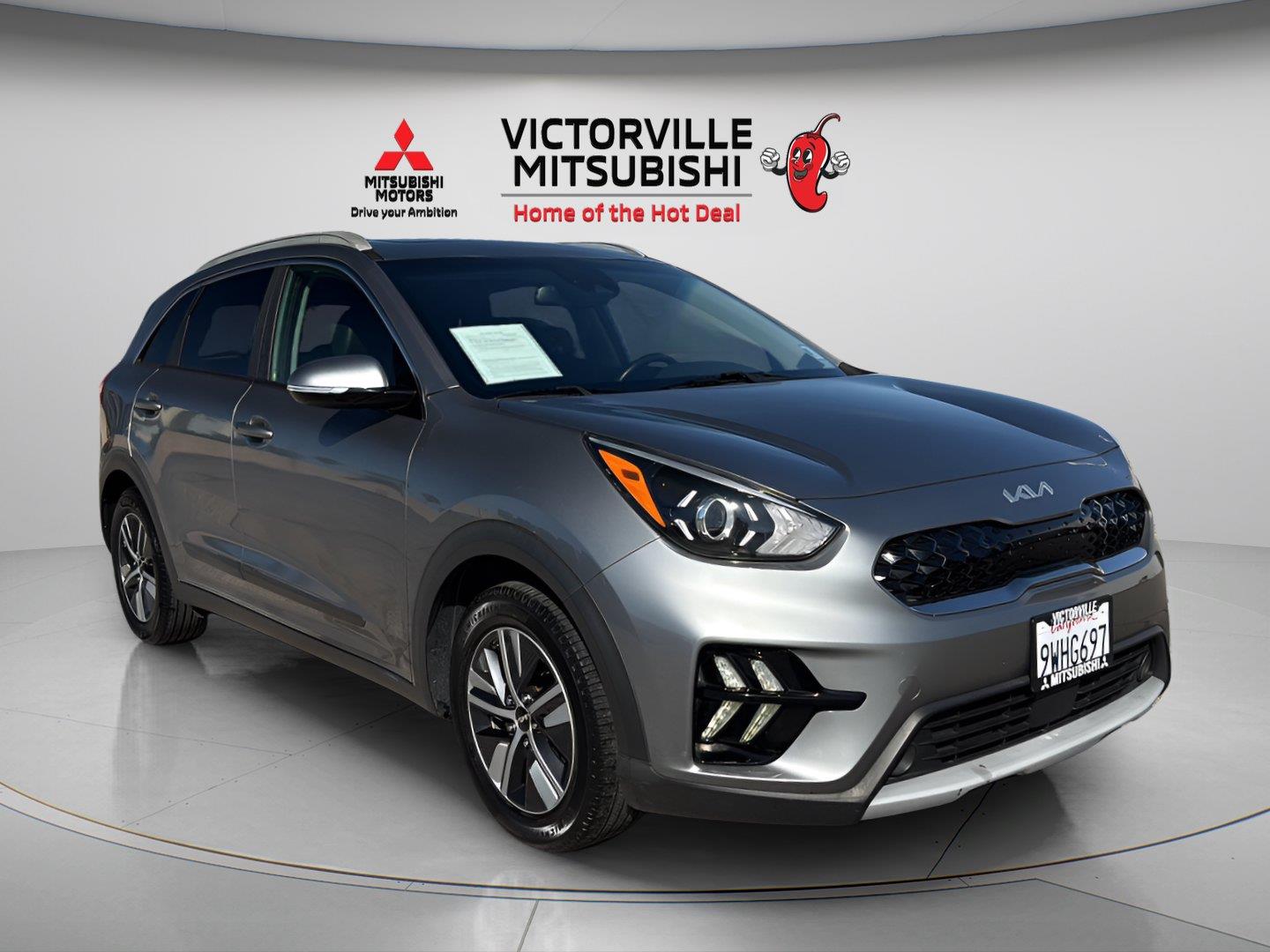  2022 Kia Niro EX Premium FWD   
