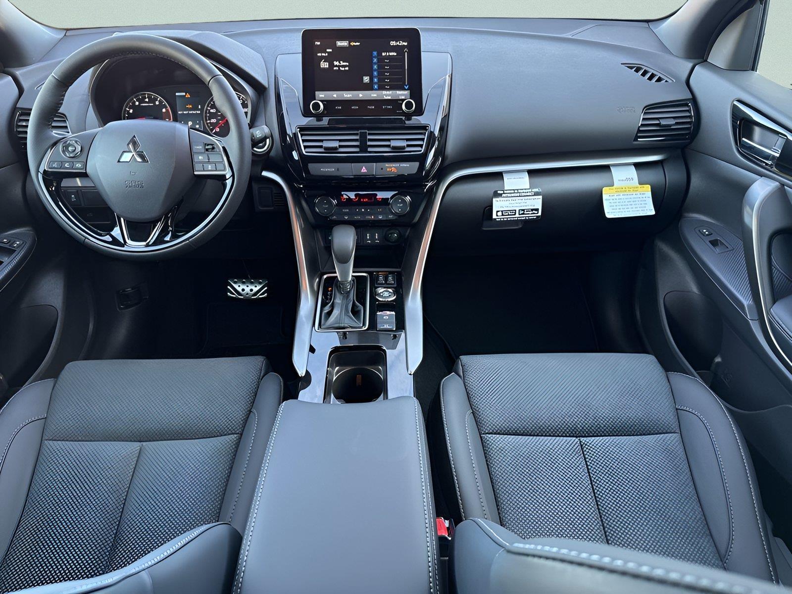 2026 Mitsubishi Eclipse Cross Black Edition - Photo 22