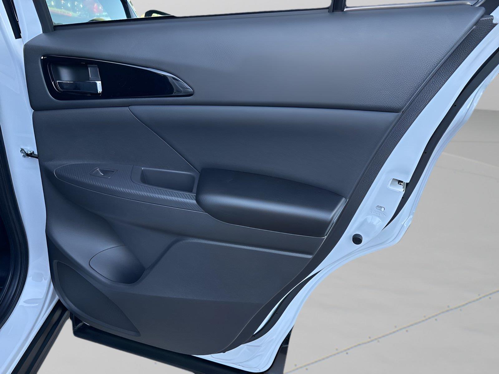 2026 Mitsubishi Eclipse Cross Black Edition - Photo 31