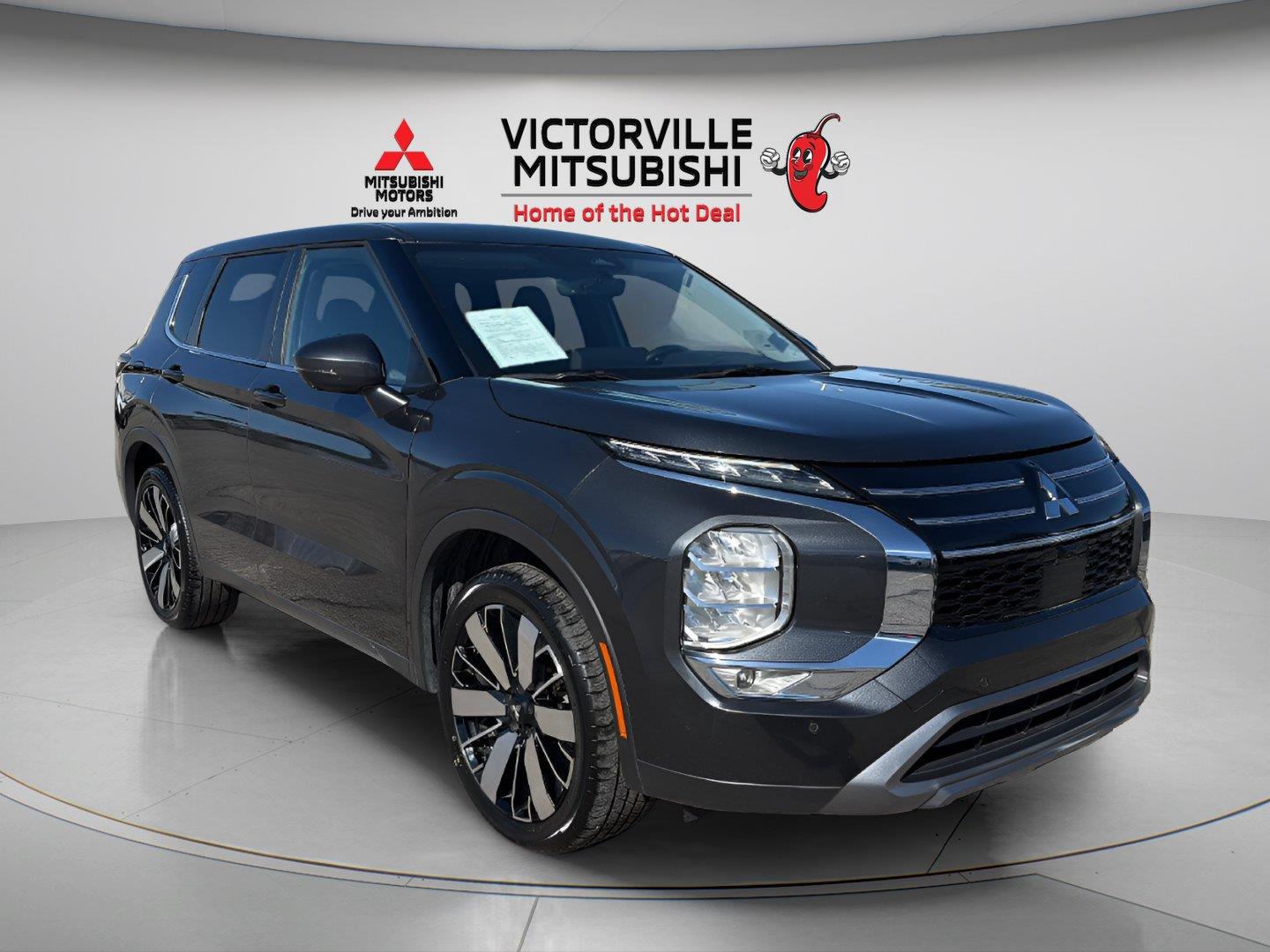 Alloy Silver Metallic 2025 Mitsubishi Outlander SUV / Crossover Front-Wheel Drive Continuously Variable Transmission